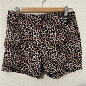 Leopard Print Women's Shorts NEW YORK & COMPANY